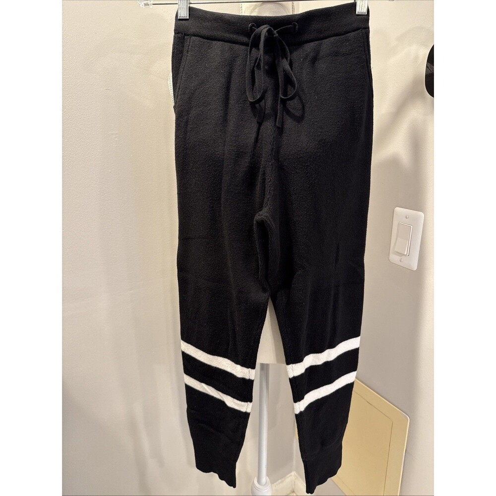 Luxe By Priv Lounge Pants Joggers size Medium Black White Stripe comfy Pockets